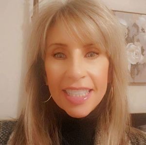 Meet your Posher, Renee